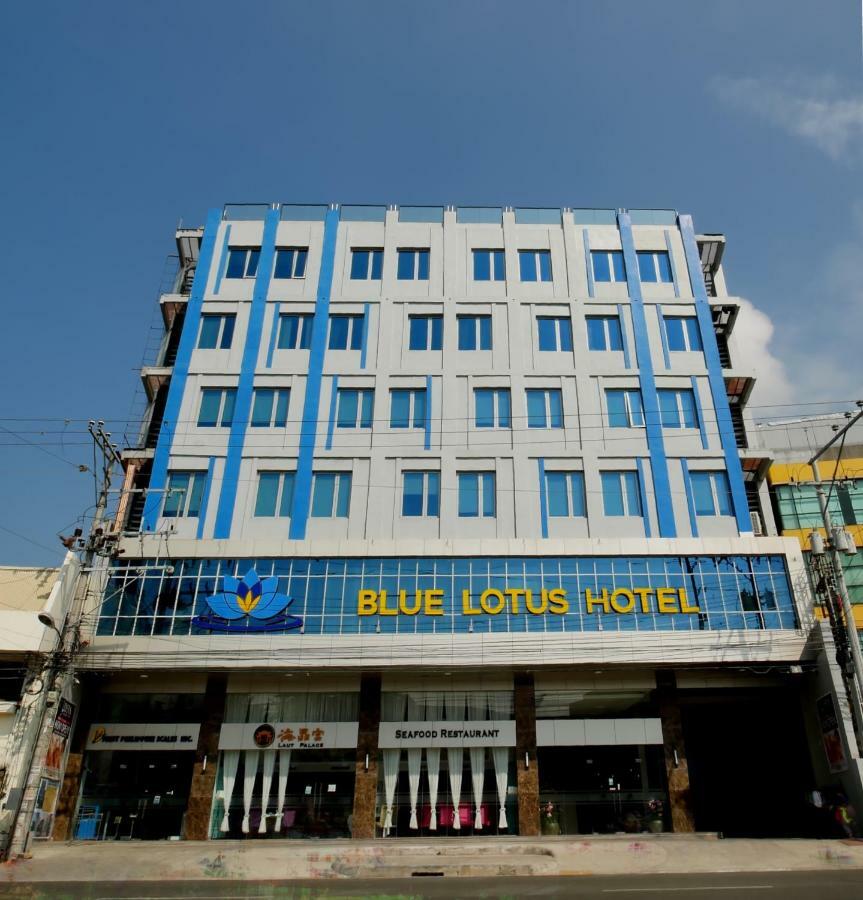 Blue Lotus Hotel Davao City Buitenkant foto