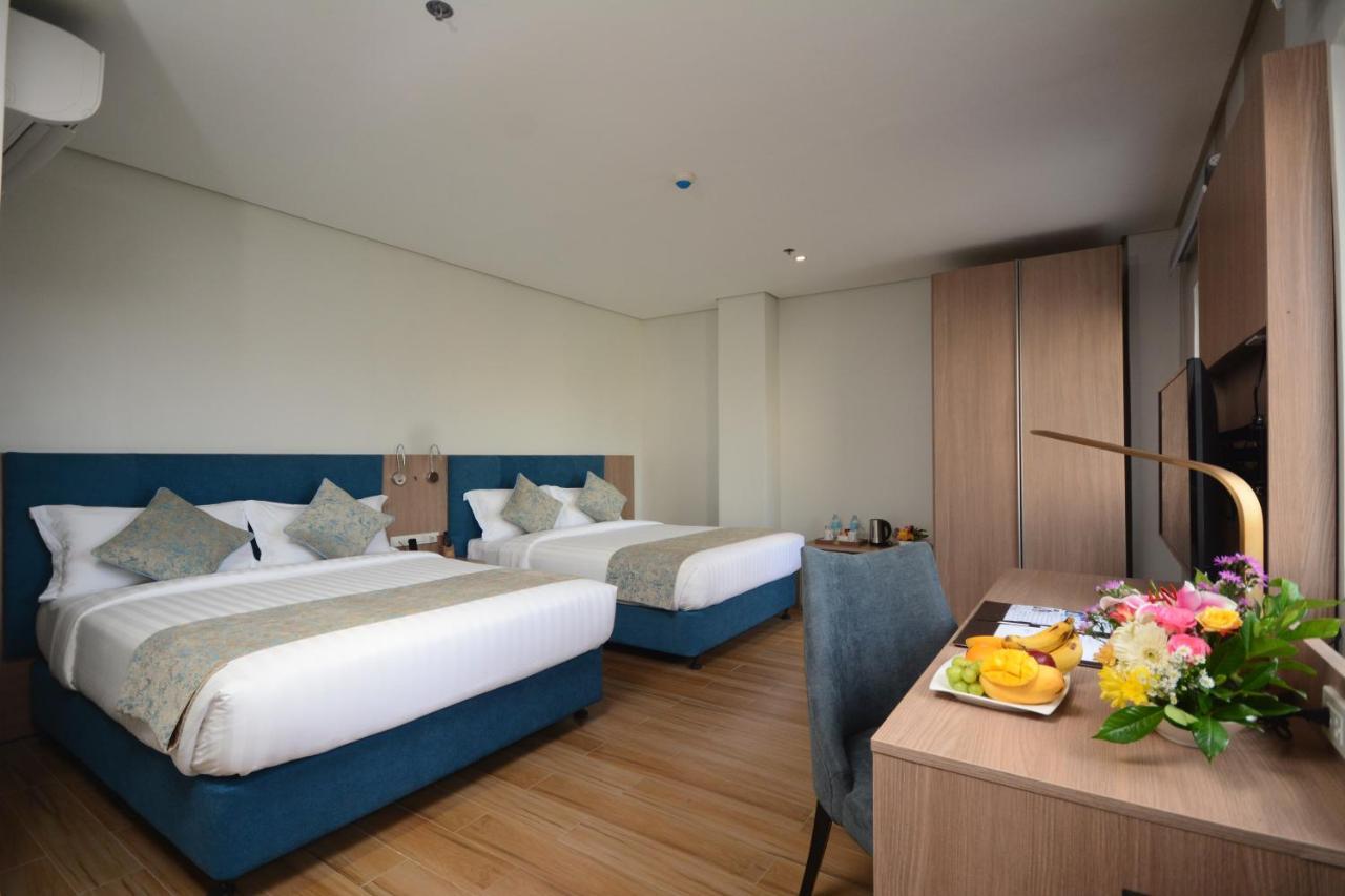 Blue Lotus Hotel Davao City Buitenkant foto