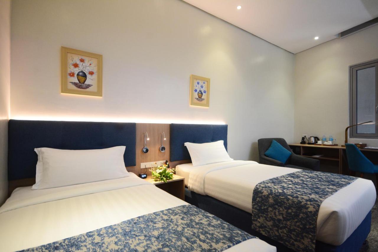 Blue Lotus Hotel Davao City Buitenkant foto